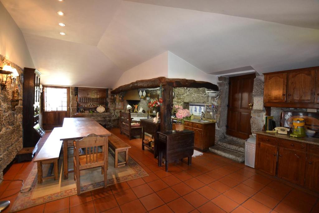 Quinta De Cima De Eiriz Guest House Guimaraes Exterior photo